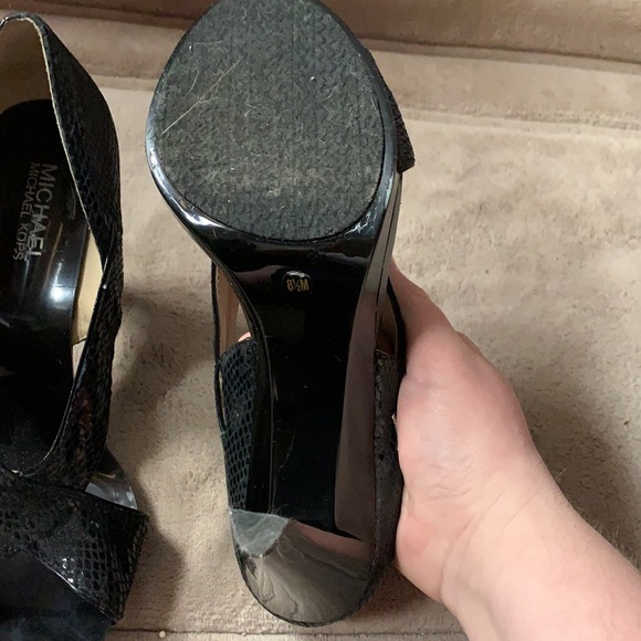 Black Michael Kors heels - Picture 2 of 3